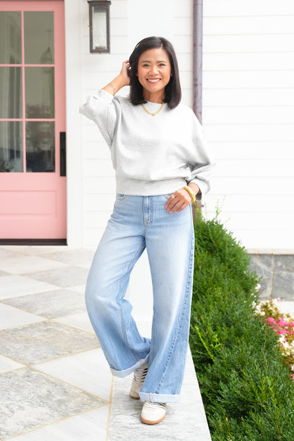 Door Buster! Solid 3/4 Sleeve Cropped Sweatshirt
