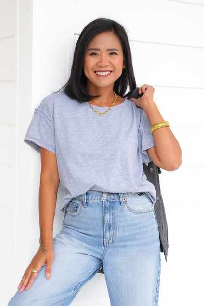 Door Buster! Solid Basic Raw Edge Short Sleeve Round Neck Tee