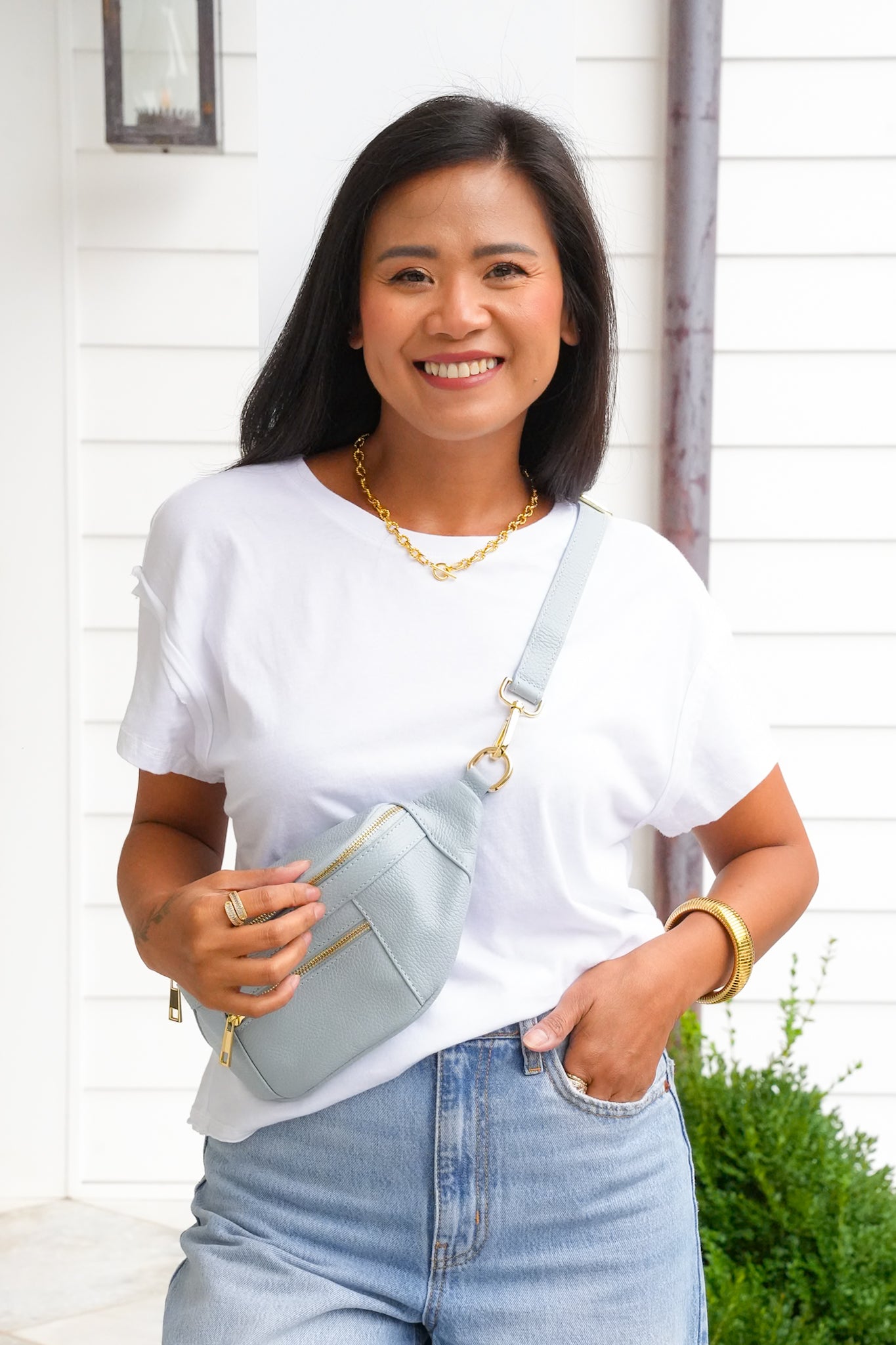 Door Buster! Solid Basic Raw Edge Short Sleeve Round Neck Tee