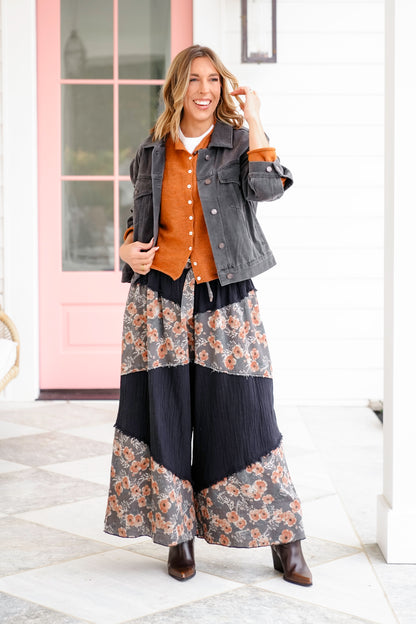 POL Black Elastic Waist Wide Leg Pants with Floral Print