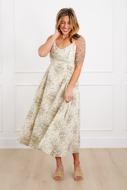 Plus/Reg Floral Pattern Sleeveless Midi Dress