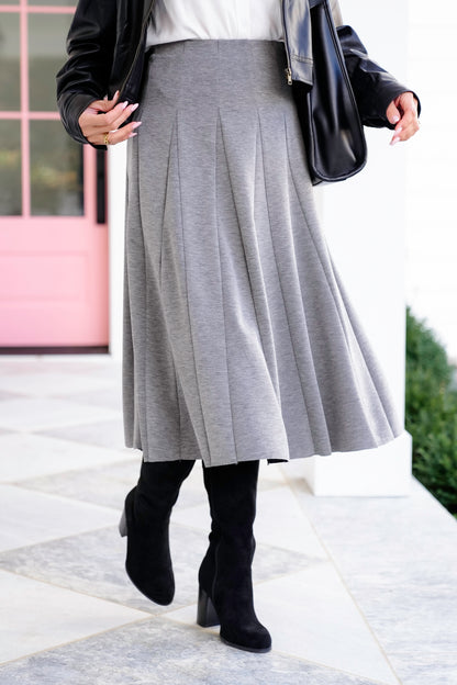Knit Elastic Waist Pleated Midi Skirt
