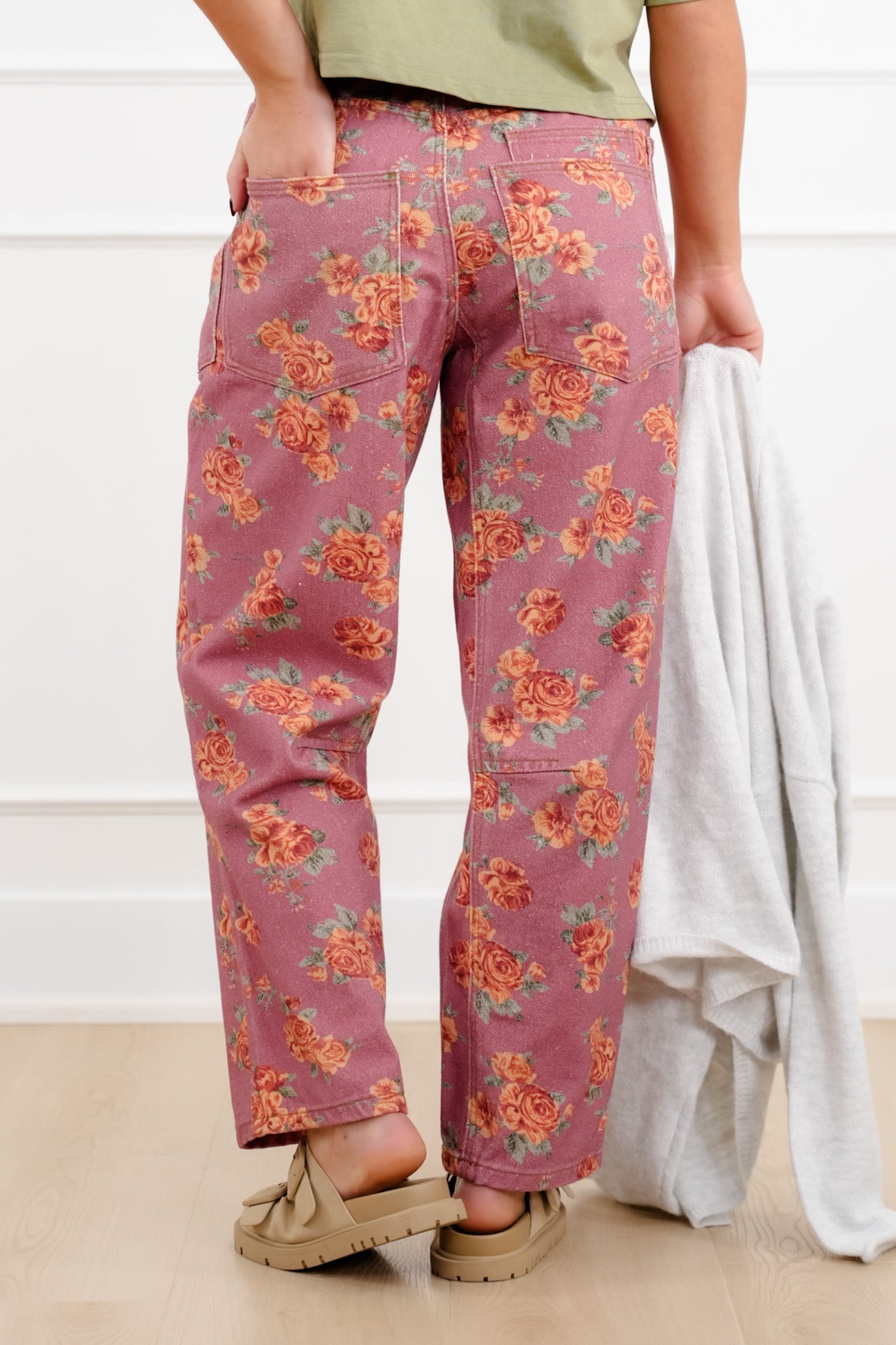 Floral Print Cropped Pants with Braided Rope Belt