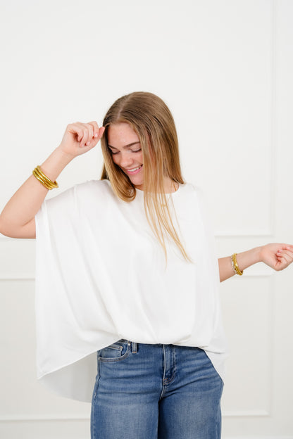 Plus/Reg White Short Sleeve Round Neck Top