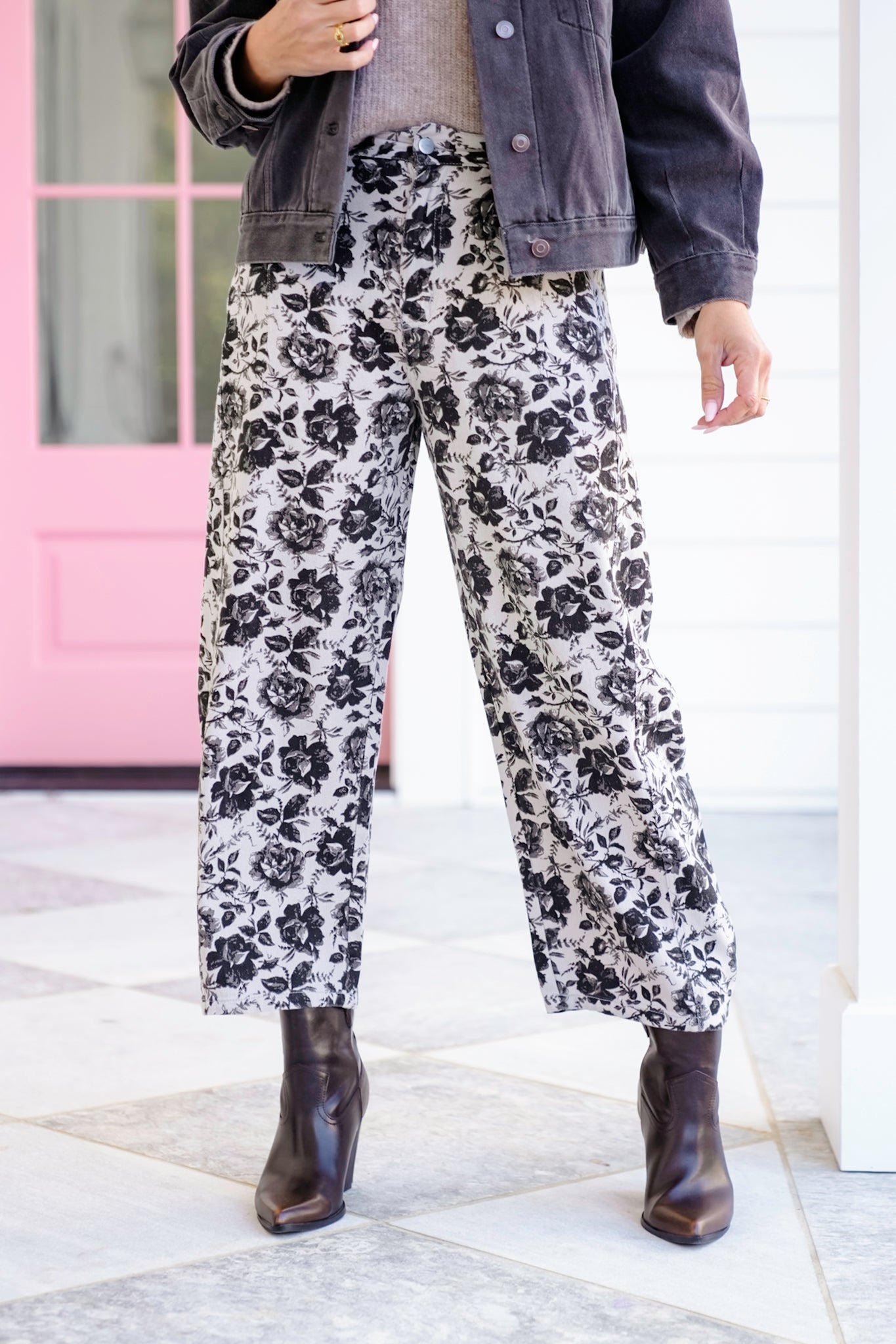 Twill Rose Printed Barrel Pants