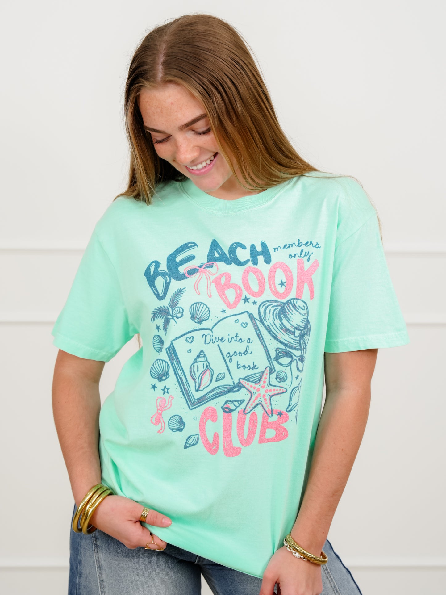 Plus/Reg Short Sleeve "Beach Book Club" Graphic Tee