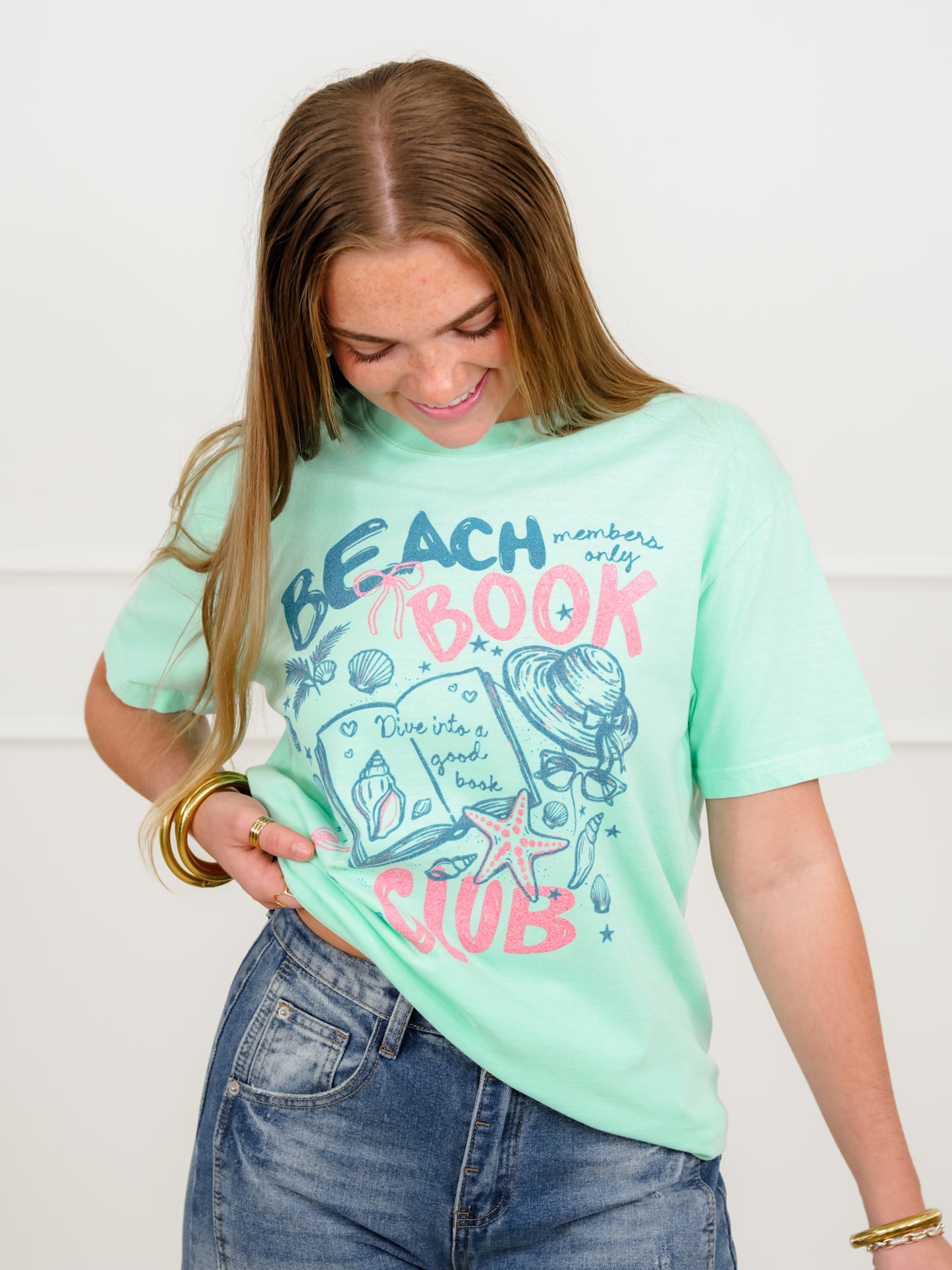 Plus/Reg Short Sleeve "Beach Book Club" Graphic Tee