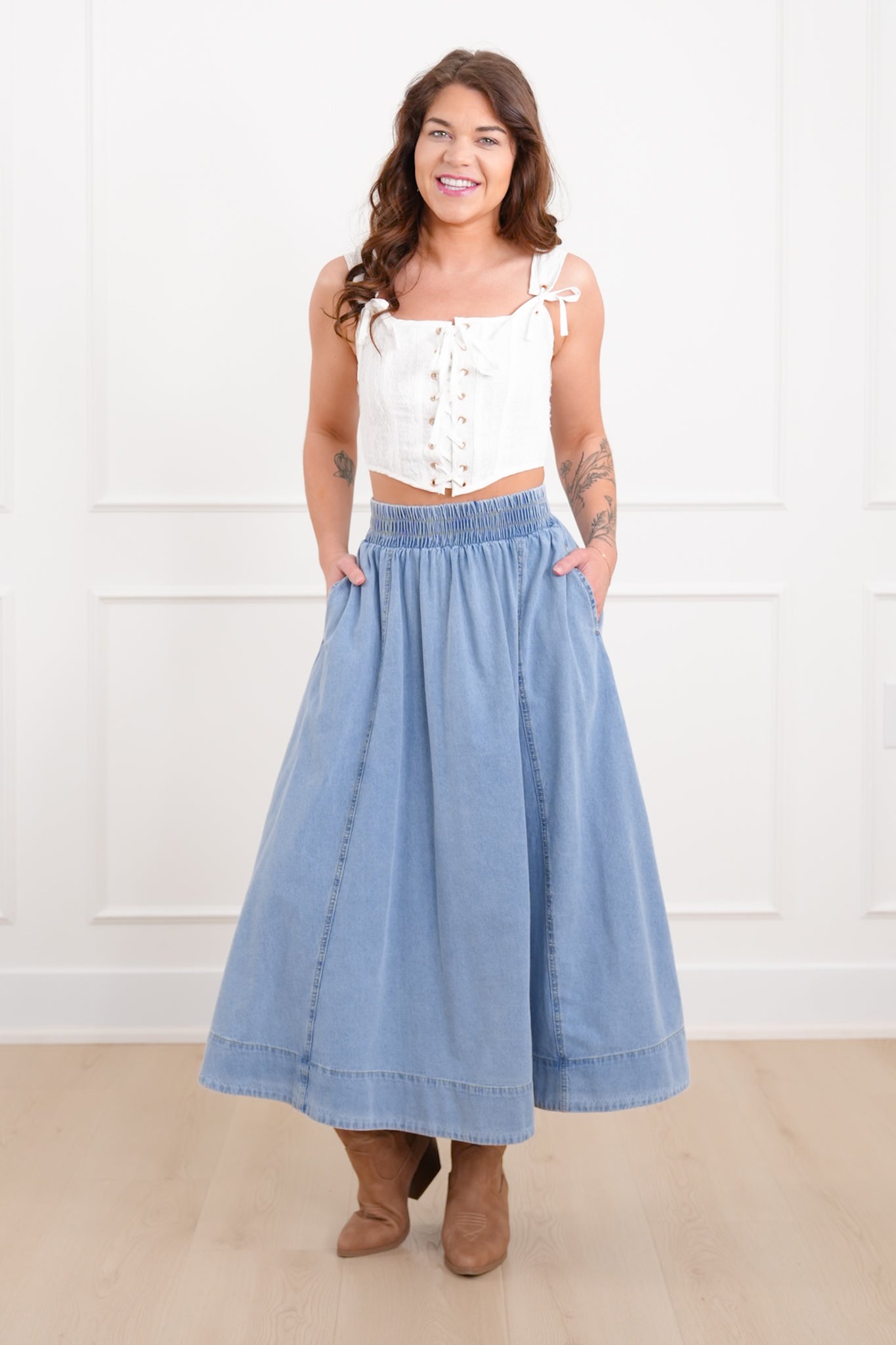 White Lace Sleeveless Lace Up Crop Top