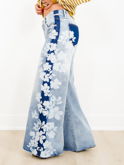 Light Wash High Waist Wide Leg Jeans with Floral Detail