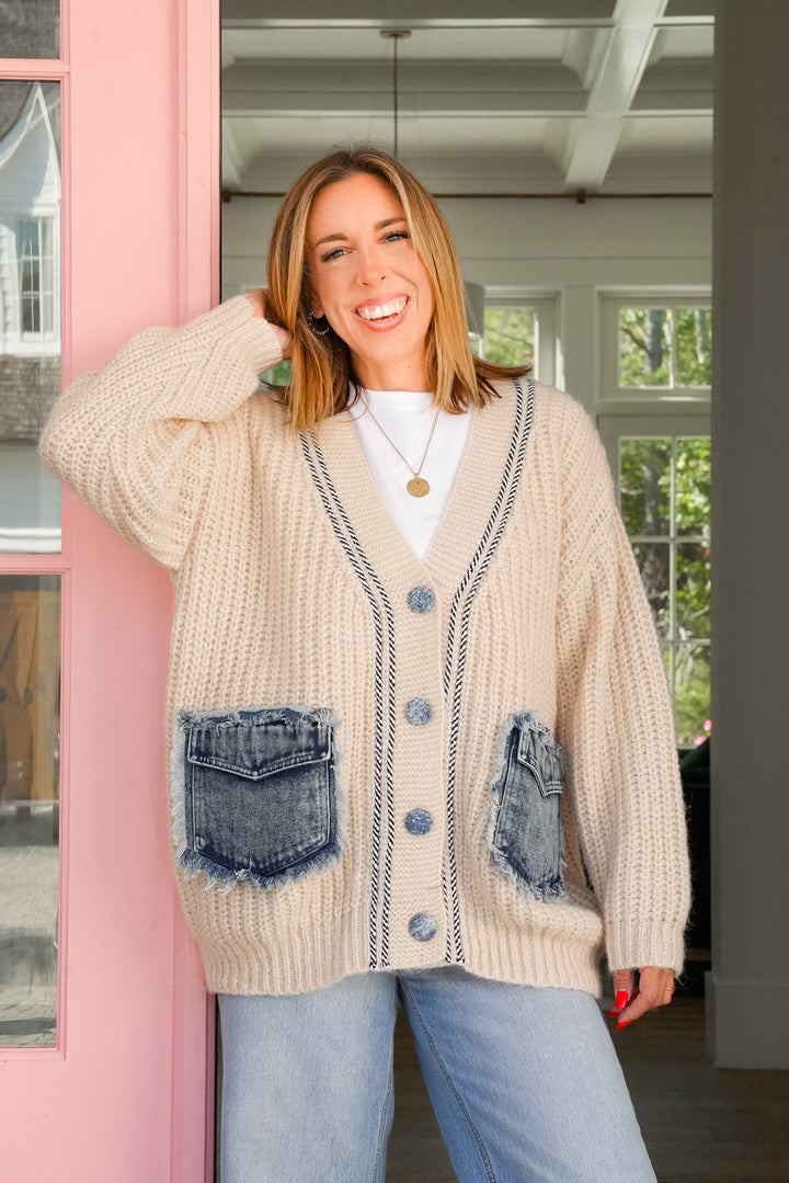 Plus/Reg Long Sleeve V-Neck Cardigan Sweater with Denim Pockets