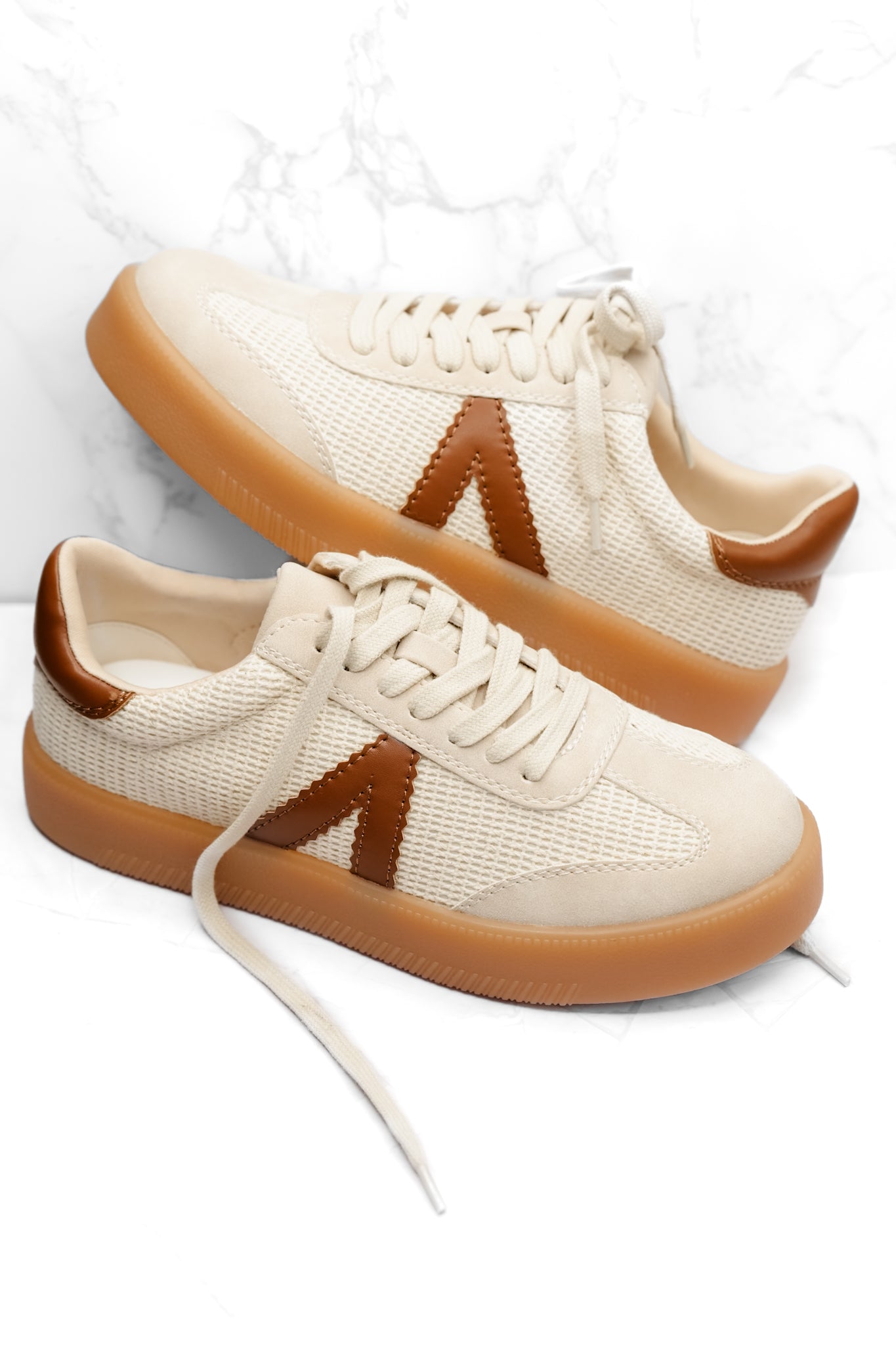 MIA Woven Knit Mixed Material Sneaker