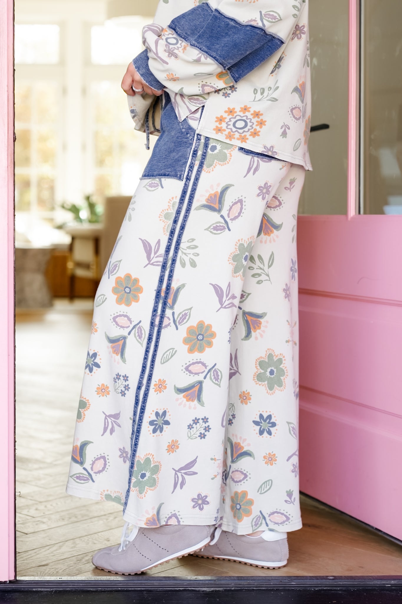 Plus/Reg Floral Print Elastic Waist Wide Leg Knit Pants