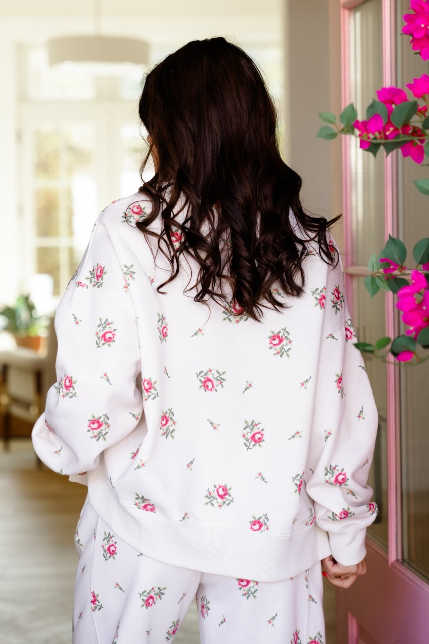 Long Sleeve Floral Print Sweatshirt