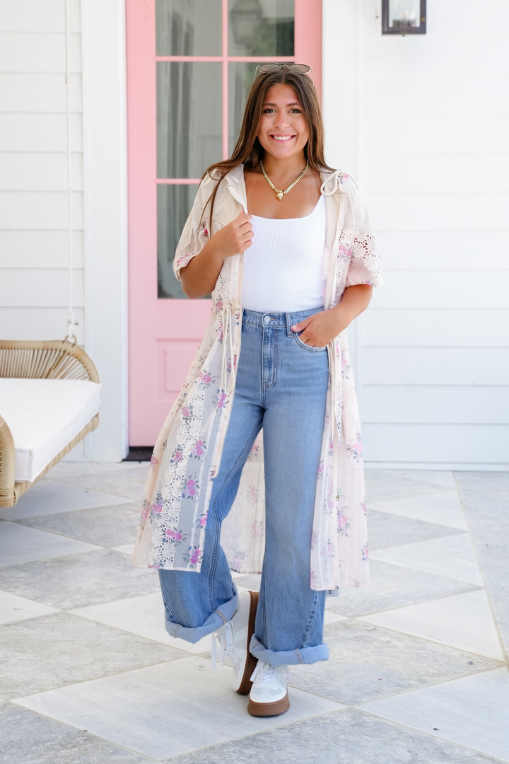Short Sleeve Contrasted Hood Zip Up Long Jacket with Flower Detail