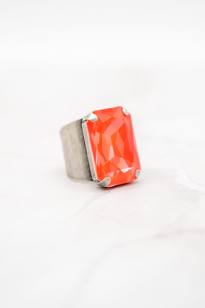 TOVA Electric Red Mini Soleil Ring in Antique Silver