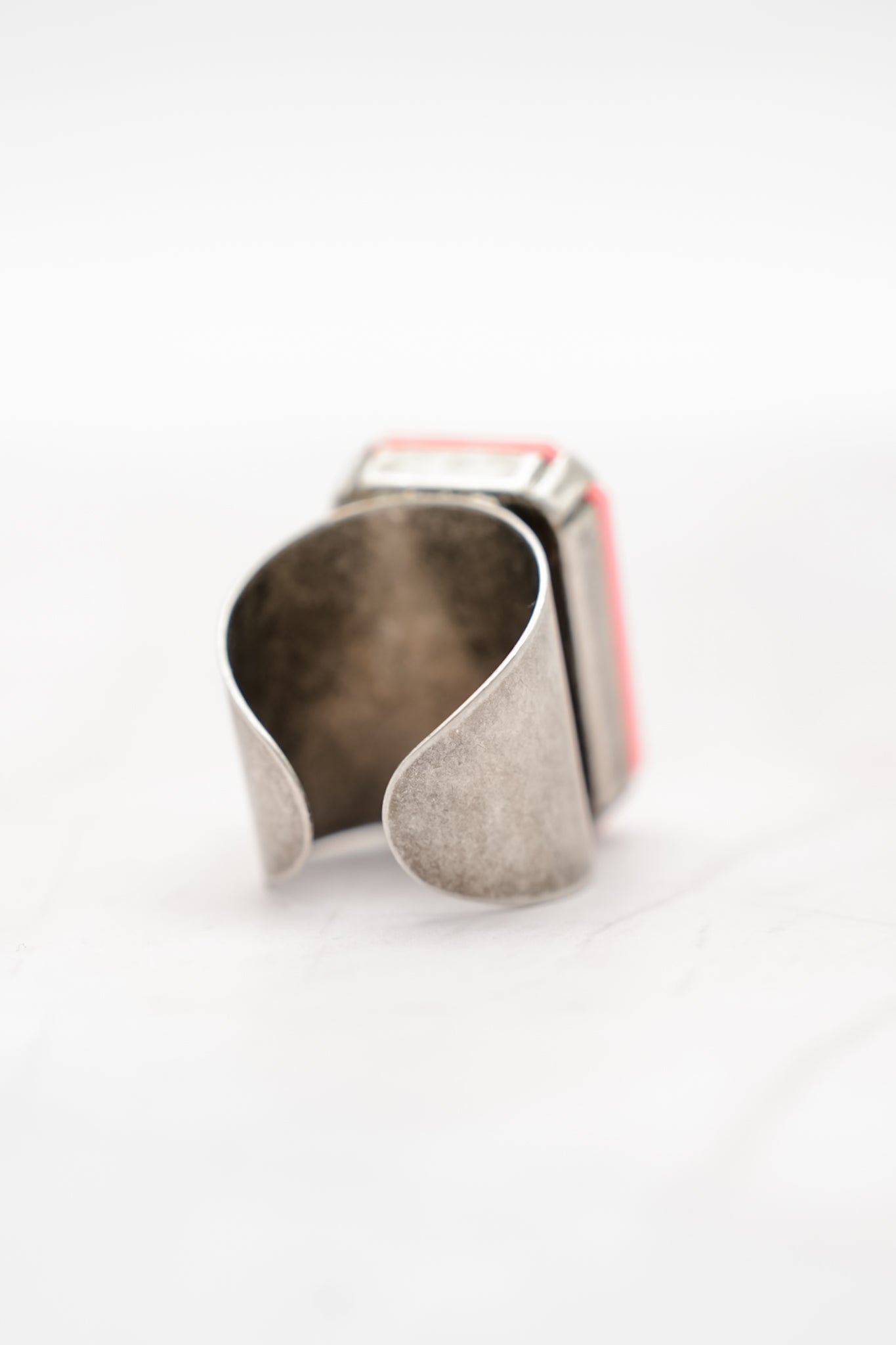 TOVA Electric Red Mini Soleil Ring in Antique Silver