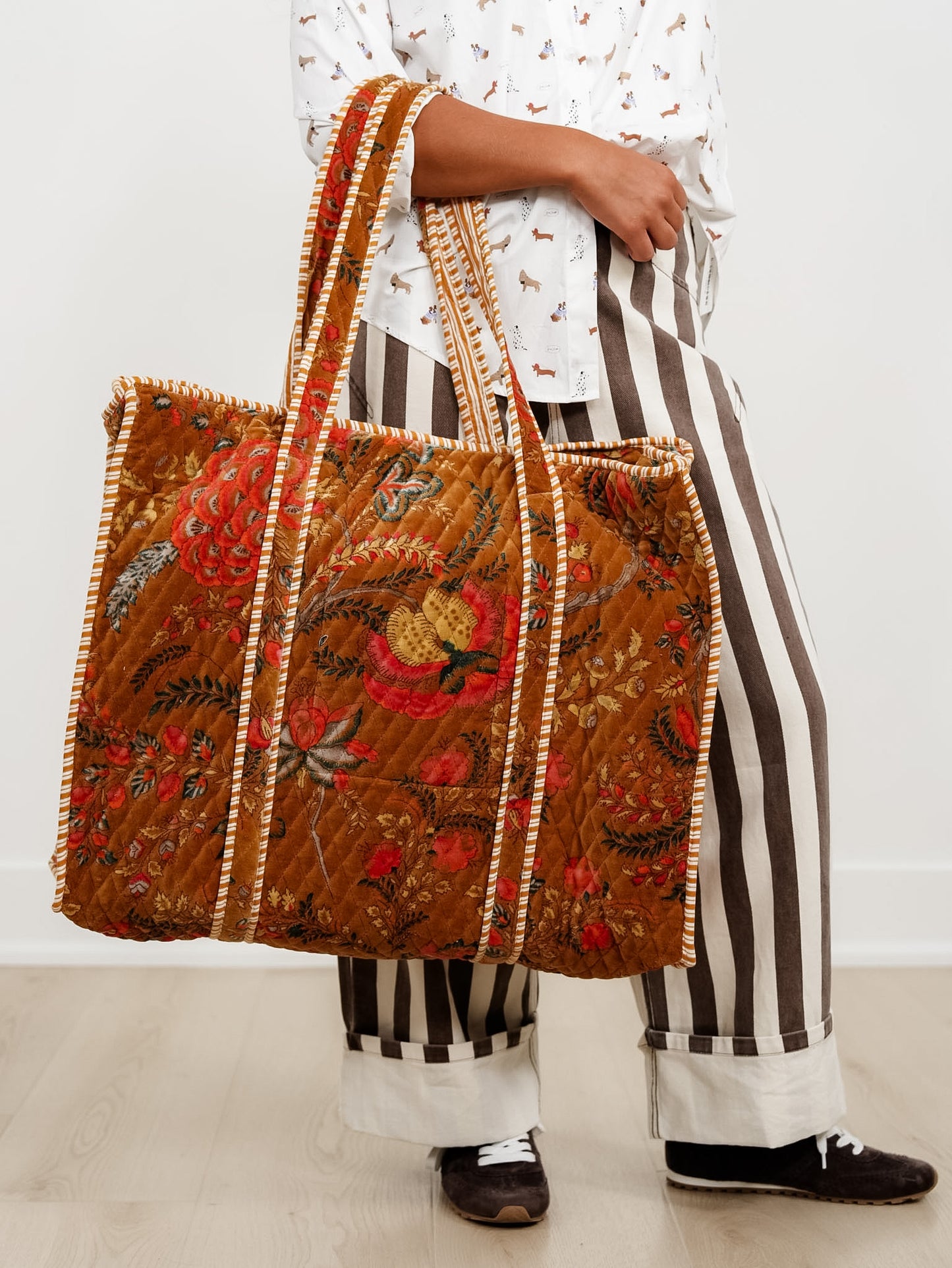 POL Honey Botanical Velvet Quilted Tote Bag