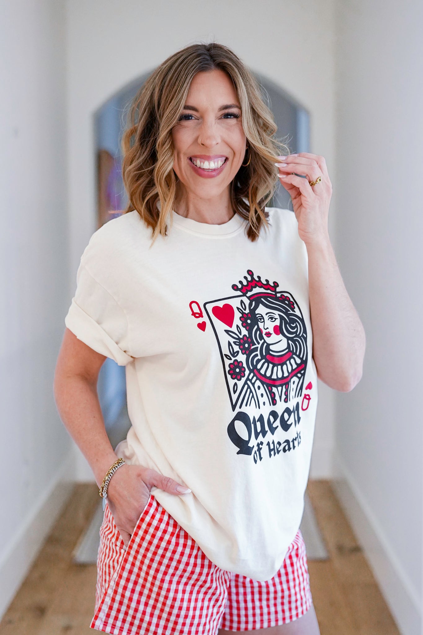 Plus/Reg Short Sleeve "Queen Of Hearts" Graphic Tee