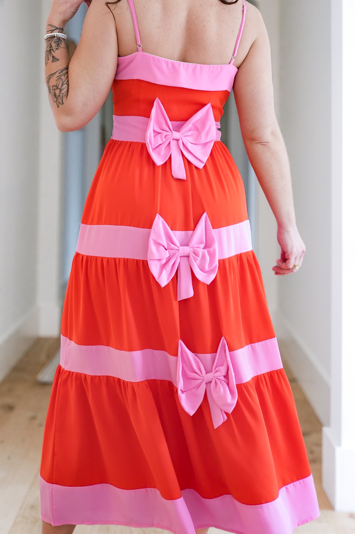 Color Block Sleeveless Midi Dress