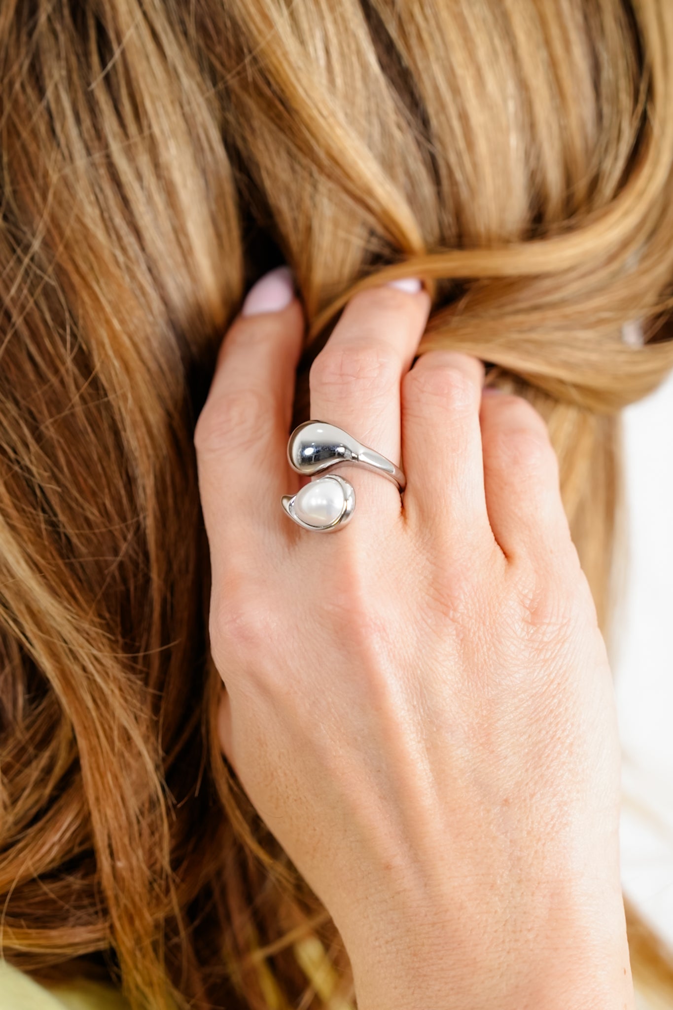 Chansutt Pearls Ava Ring
