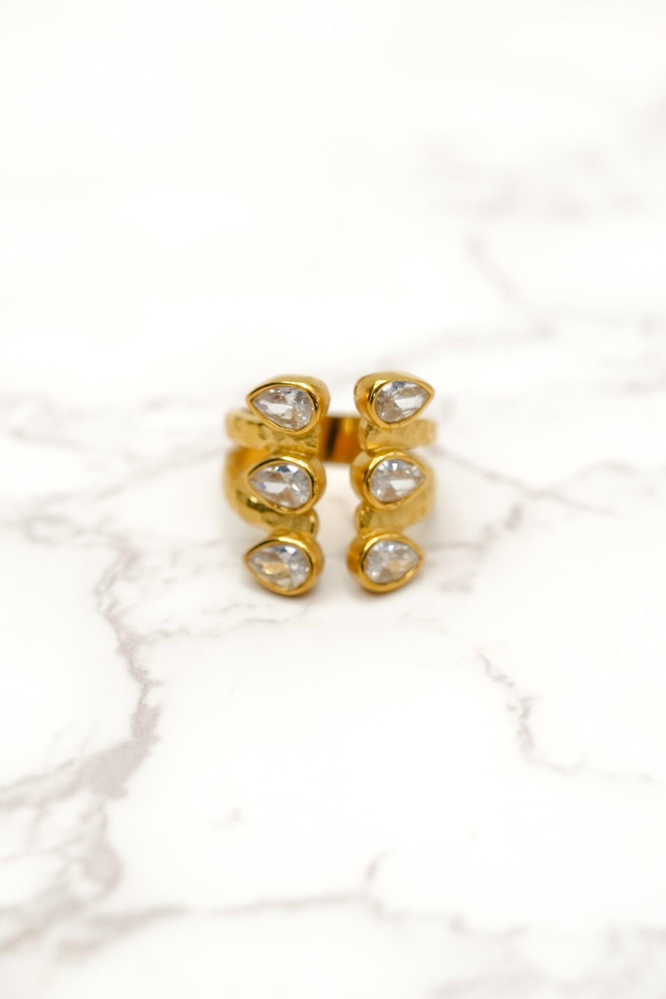 Chansutt Pearls Libby Ring