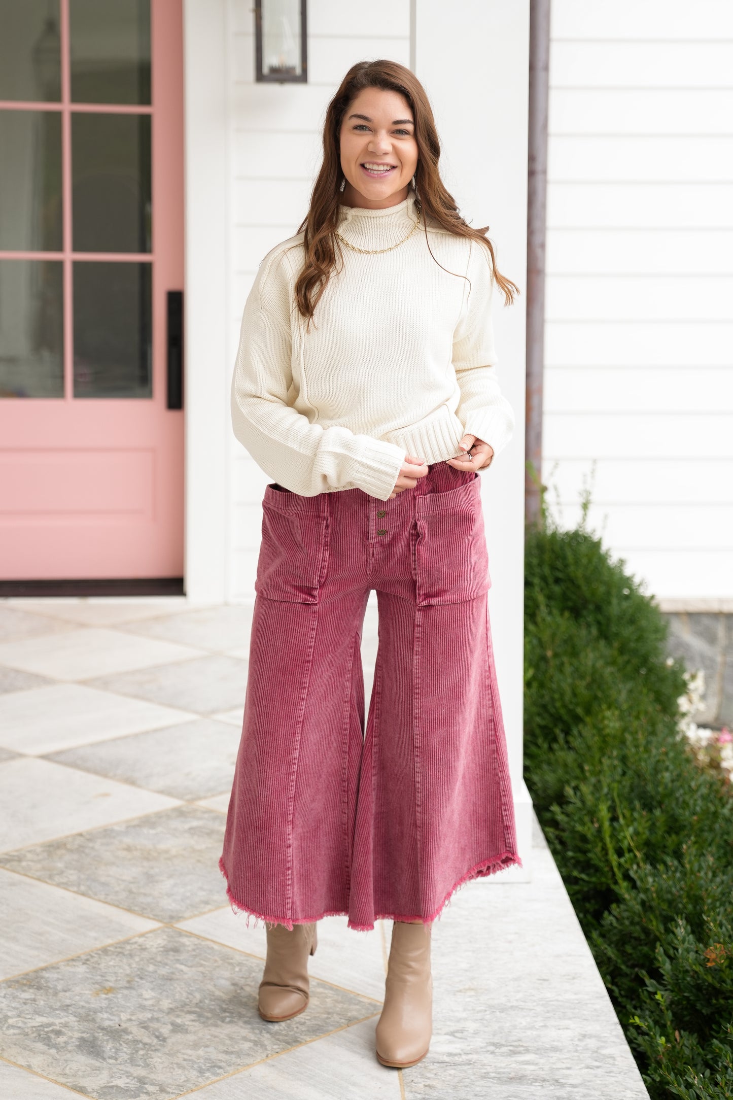Mineral Wash Cropped Fray Hem Pants