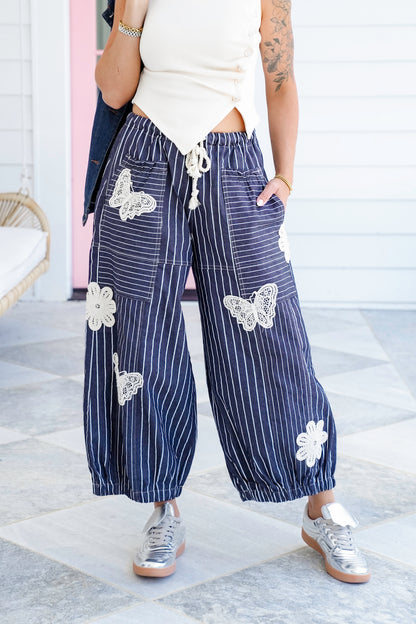 Plus/Reg Stripe Wide Leg Barrel Pants with Butterfly Detail
