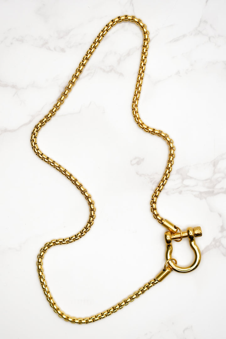 Chansutt Pearls Locket Necklace