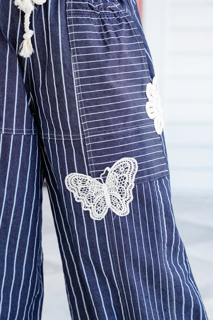 Plus/Reg Stripe Wide Leg Barrel Pants with Butterfly Detail