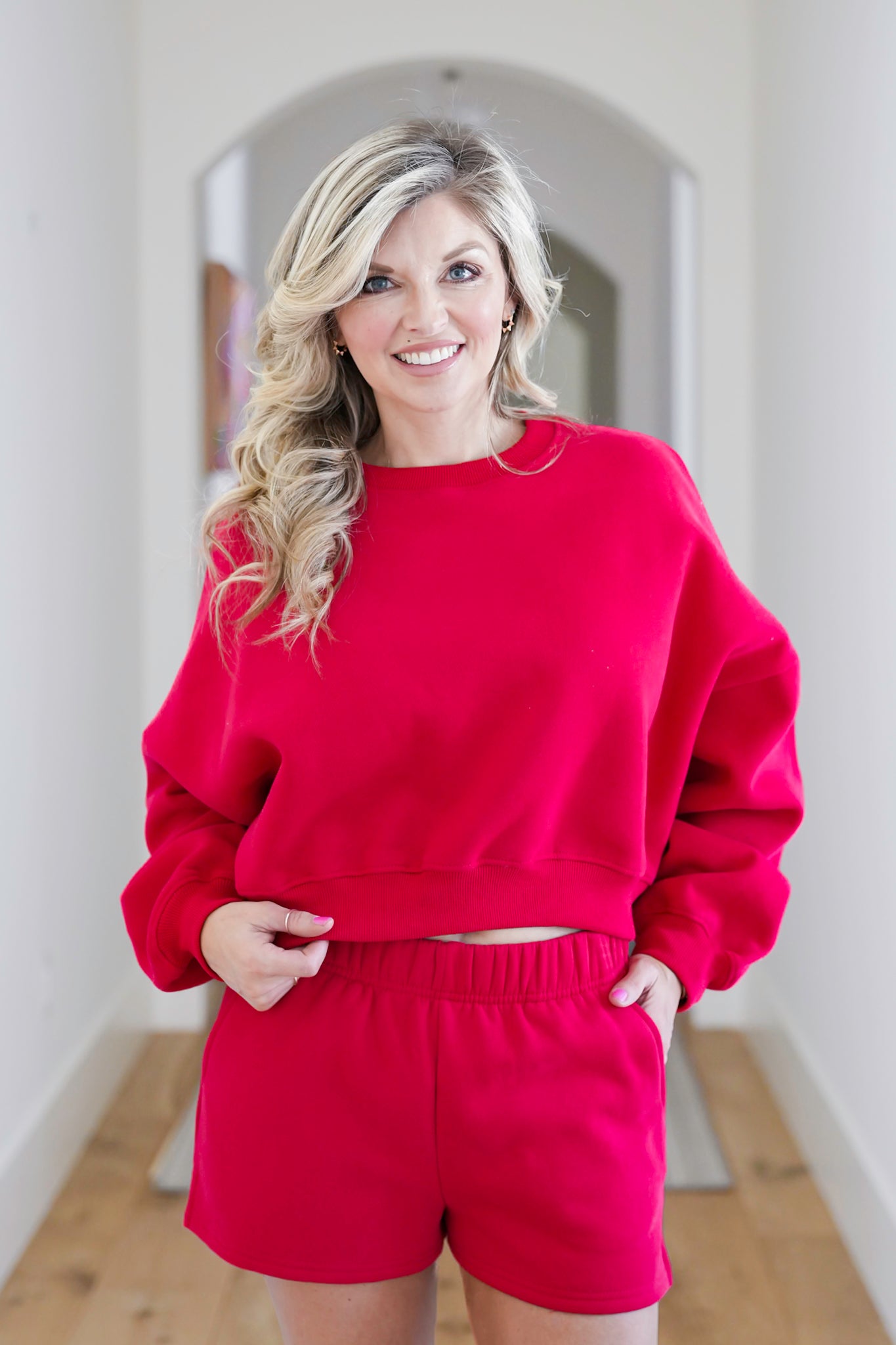 Long Sleeve Crew Neck Pullover Sweatshirt