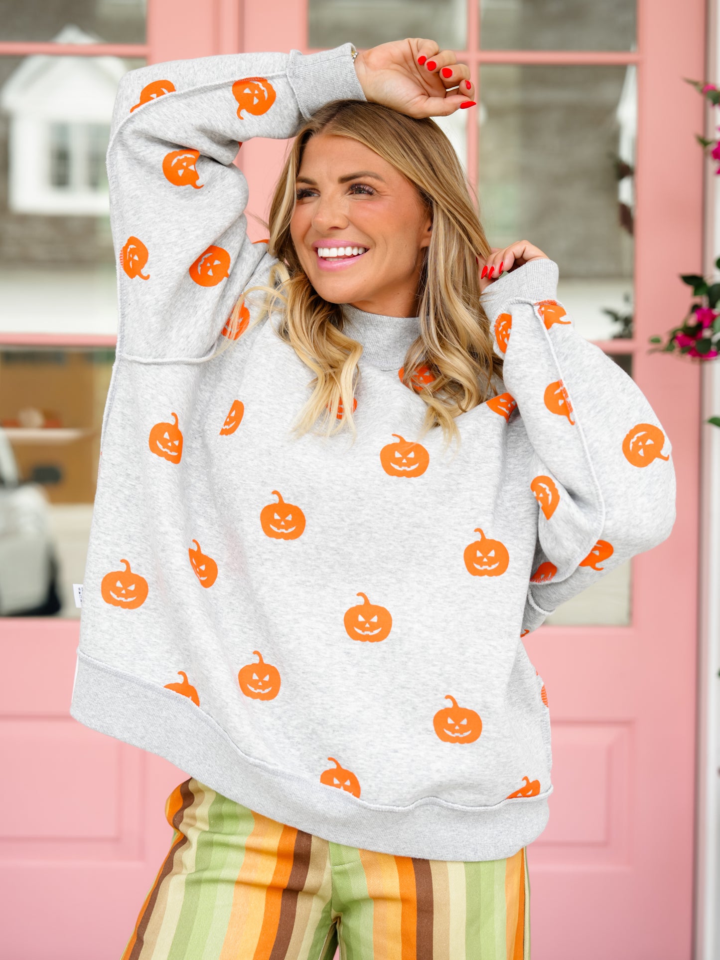 Long Sleeve Reversible Halloween/Jack-O-Lantern Graphic Sweatshirt