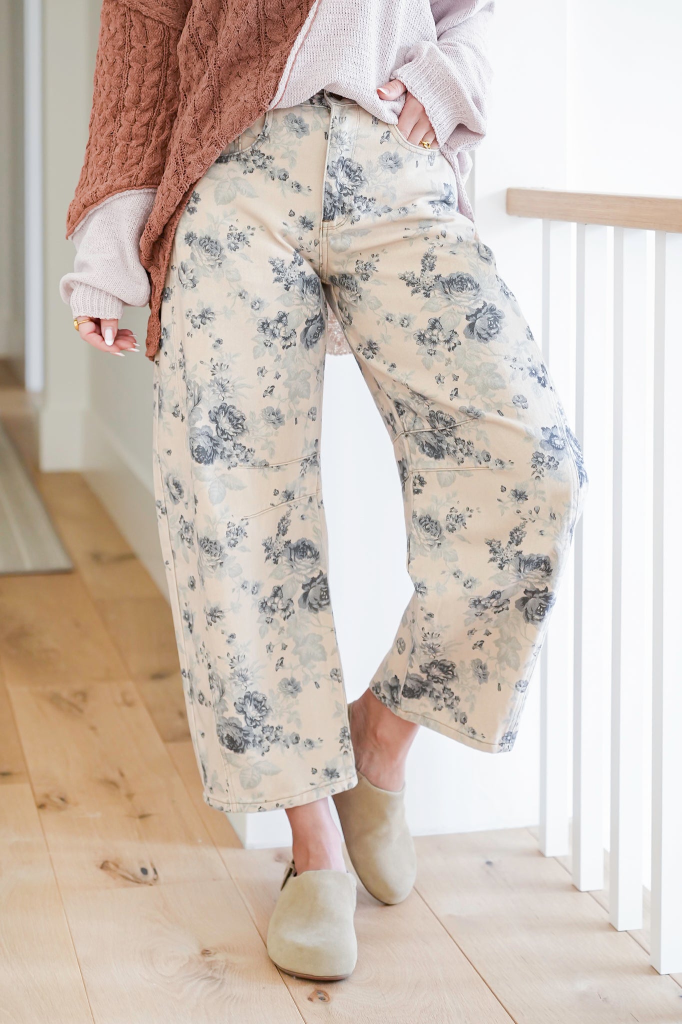 Floral Print Barrel Jeans with Back Buckle Detail