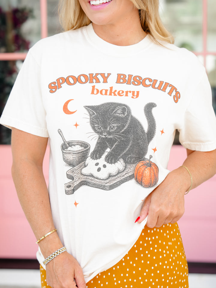 Plus/Reg Short Sleeve "Spooky Biscuits Bakery" Cat Graphic Tee