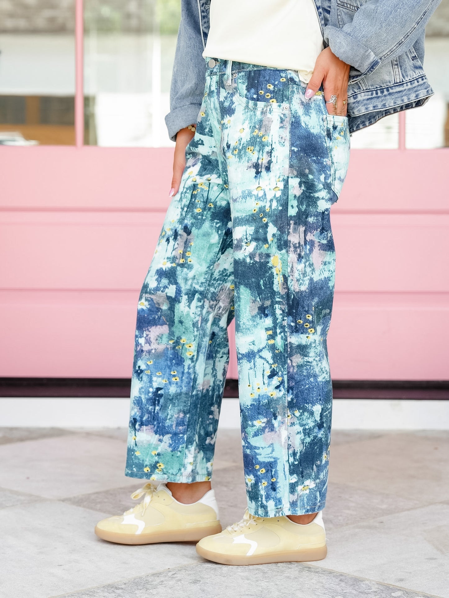 Abstract Floral Print Mid Rise Cropped Pants - Freckled Poppy