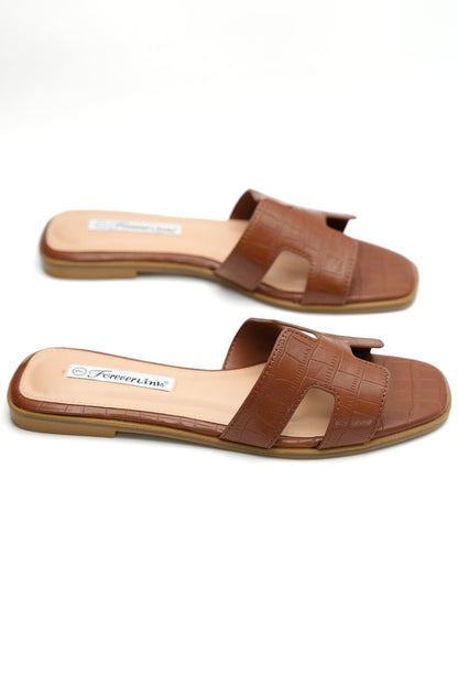 Embossed Crocodile Pattern Flat Slide