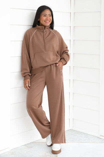 Elastic Waist Wide Leg Sweatpants