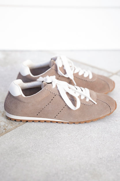 Shu Shop Retro Low-Top Suede Sneakers
