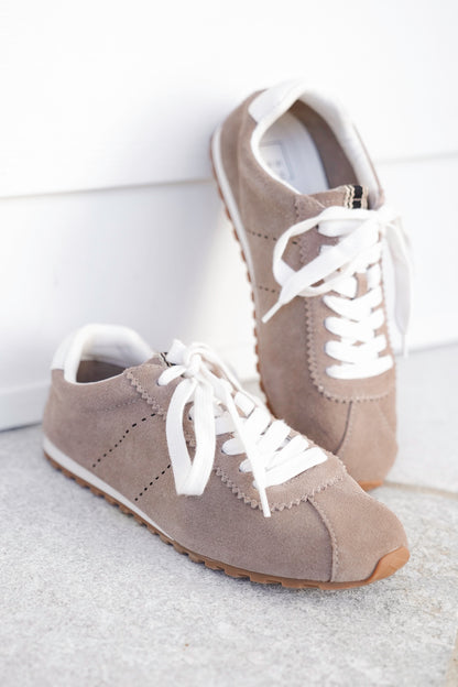 Shu Shop Retro Low-Top Suede Sneakers