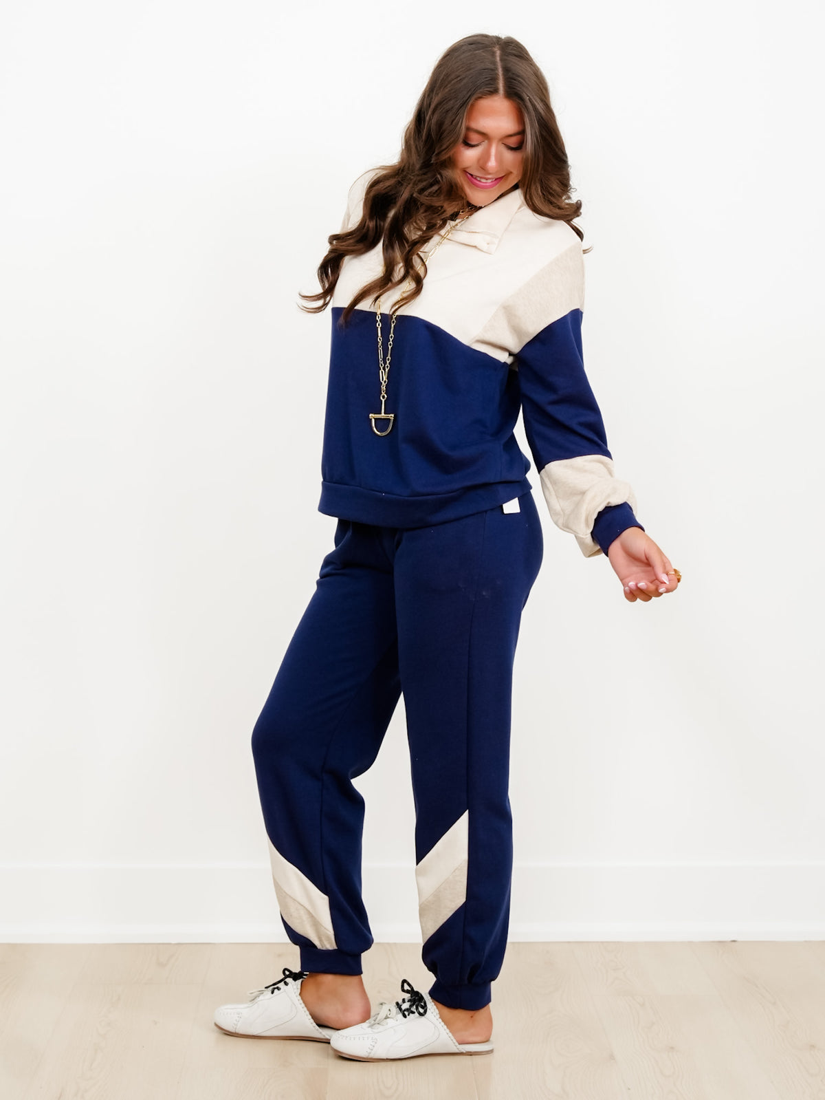 Plus/Reg Color Block Long Sleeve Pullover and Sweatpants Set