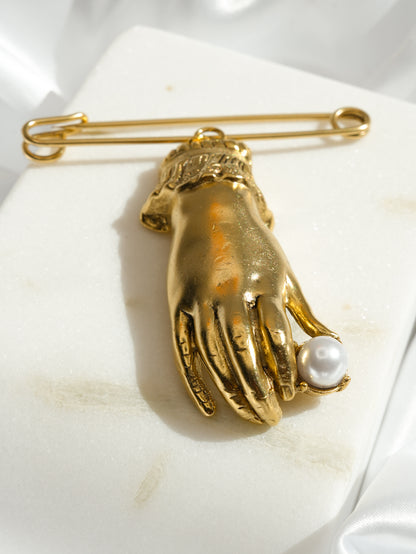 Yochi Hand Pin