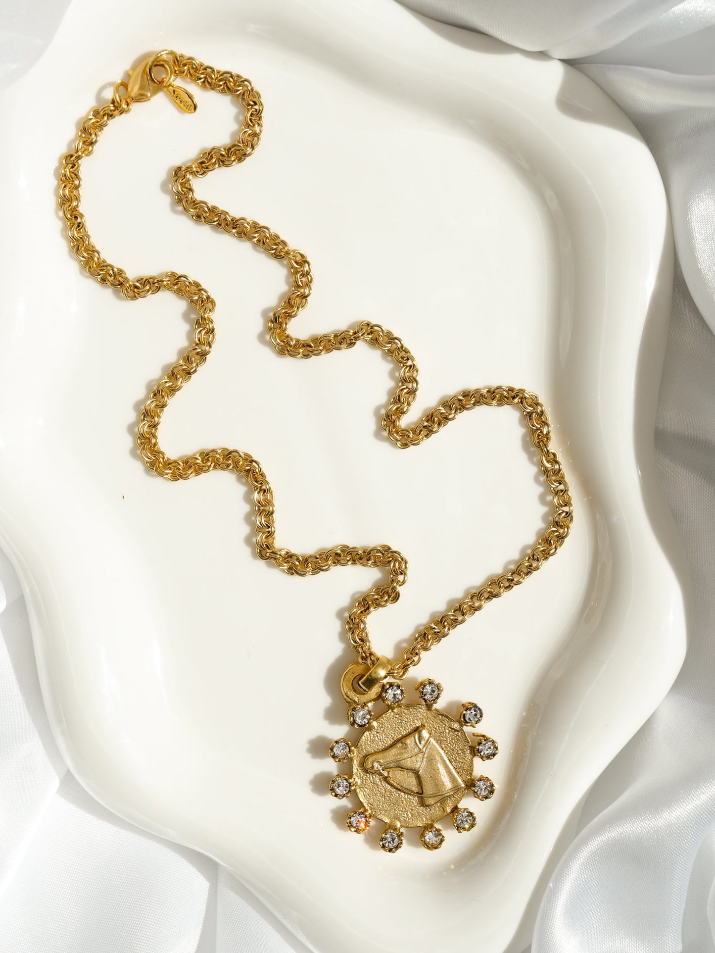 Yochi Artemis Etched Horse Pendant Necklace