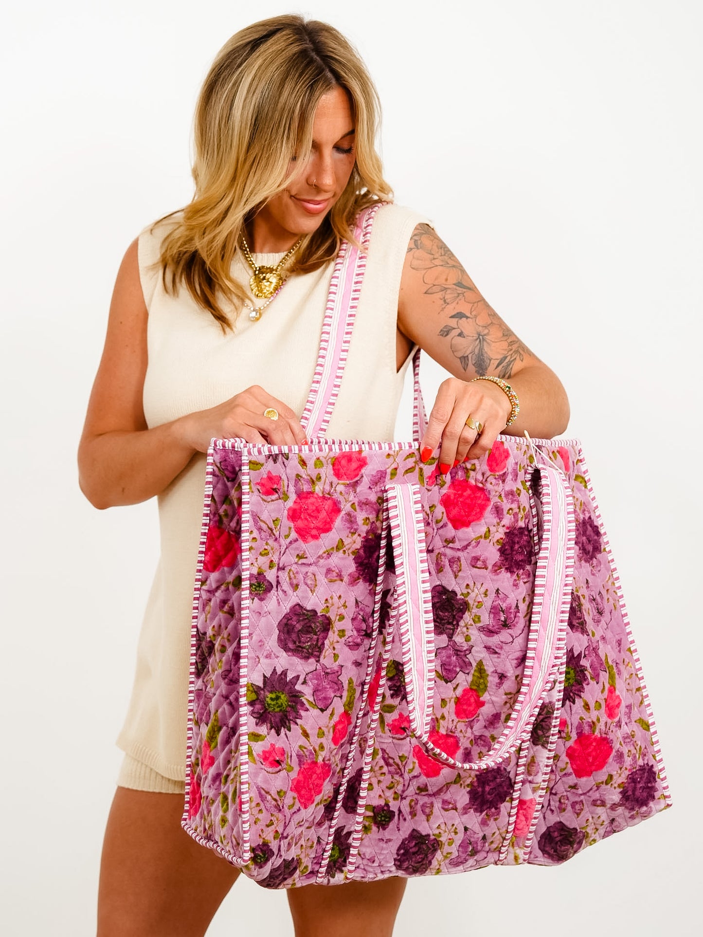 POL Botanical Velvet Quilted Tote Bag - Freckled Poppy