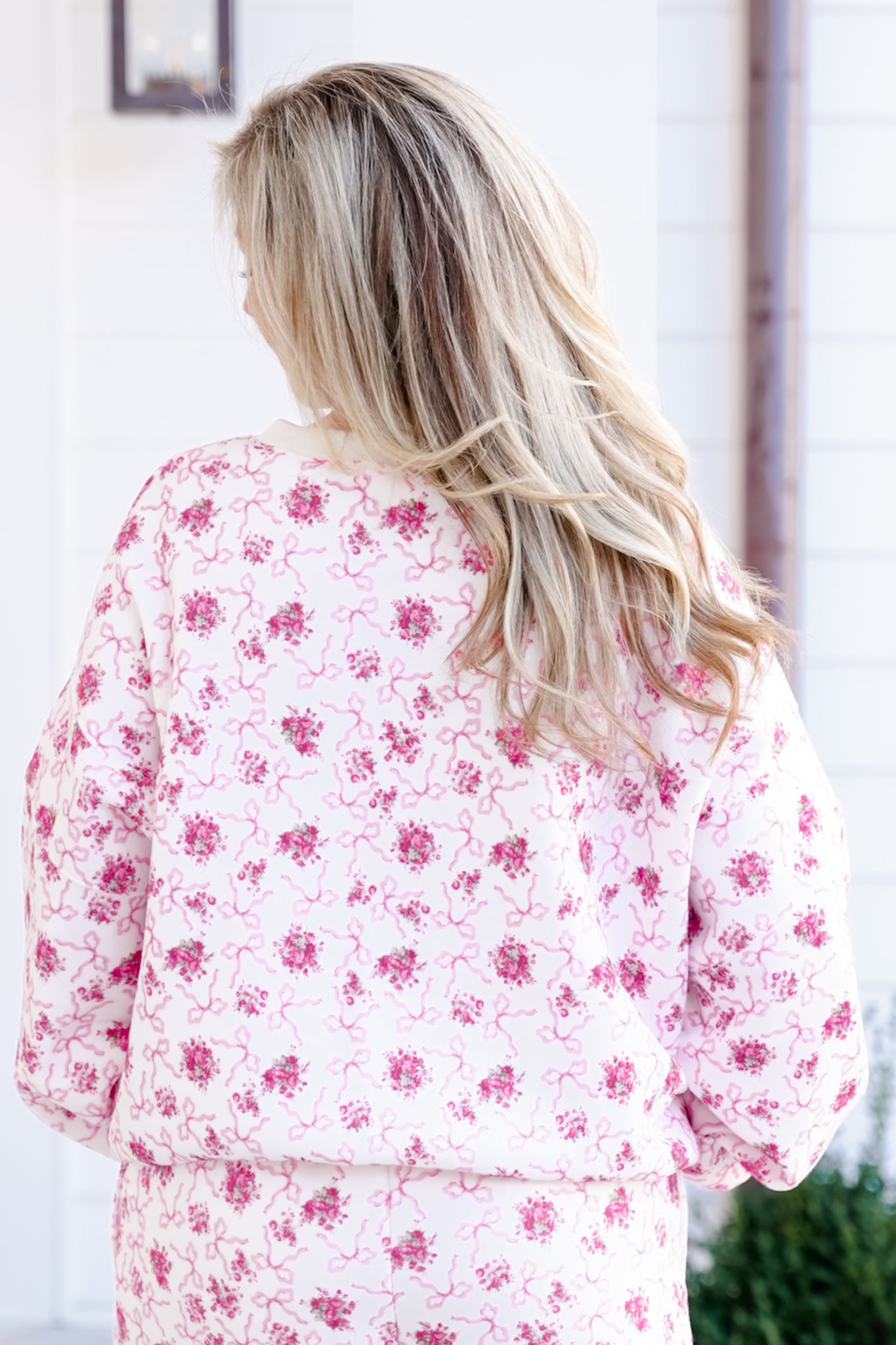 Floral and Bow Print Long Sleeve Fleece Sweatshirt