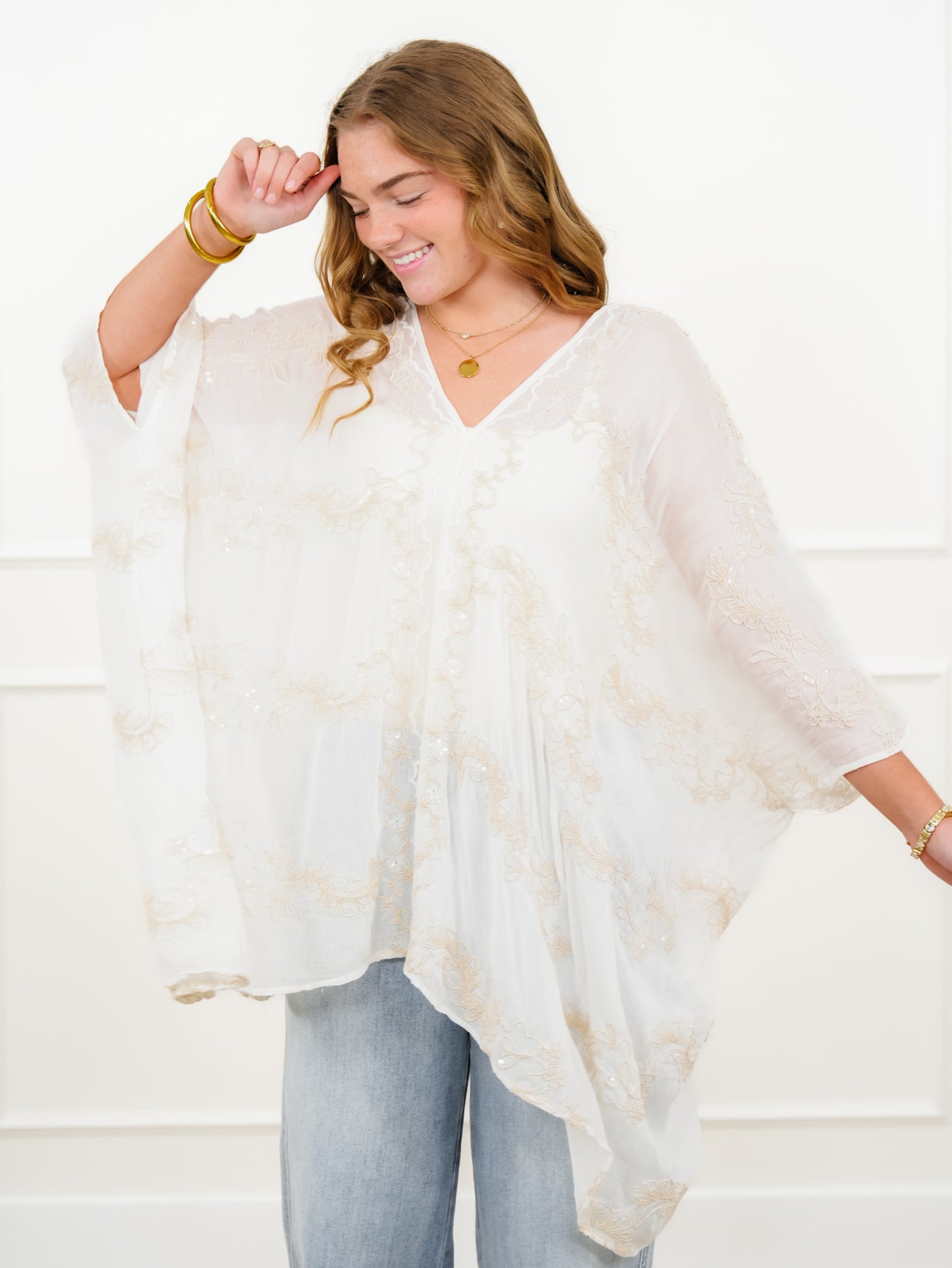 POL Embroidered V-Neck Kimono Top