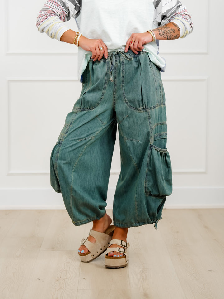 Vintage Wash Elastic Waist Cargo Pants