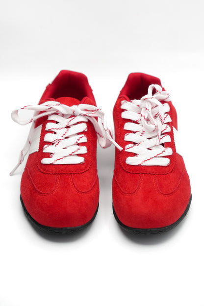 Sporty Lace Up Low Top Sneaker