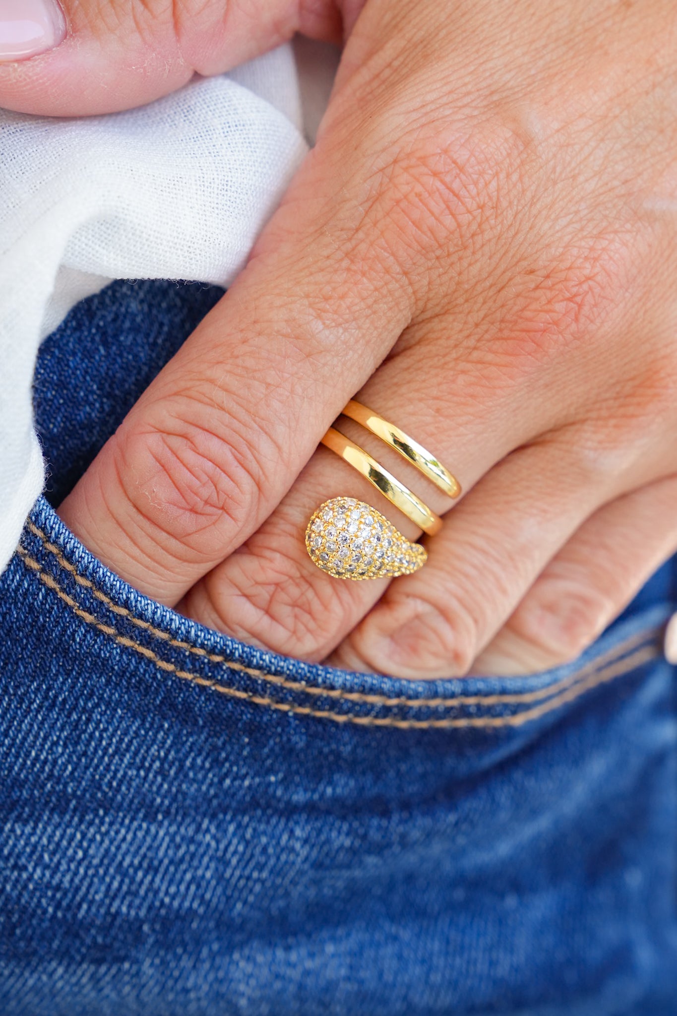 Treasure Jewels Twisted Teardrop Ring
