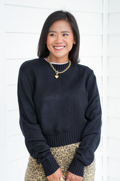 Solid Long Sleeve Crew Neck Cropped Sweater
