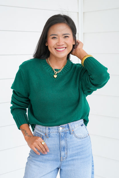 Solid Long Sleeve Crew Neck Cropped Sweater