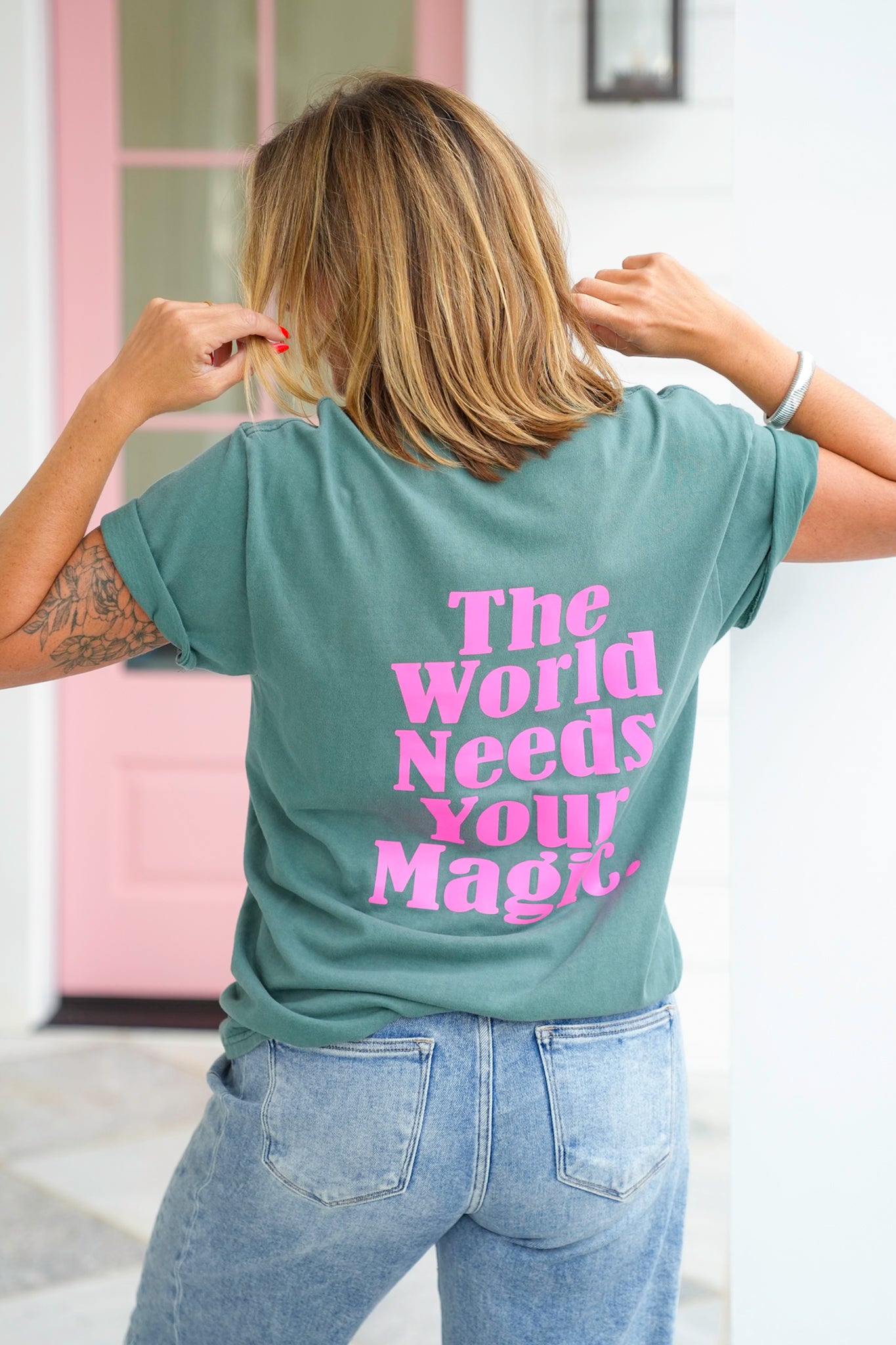 Plus/Reg Short Sleeve "The World Needs Your Magic" Graphic Tee